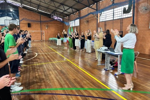 Rede Estadual dá início ao ano letivo de 2026 com novidades e desafios na área da 3ª CRE