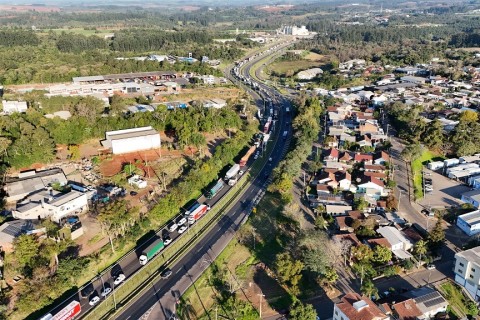 Congestionamento seguirá pelos próximos dias na BR-386 entre Lajeado e Estrela