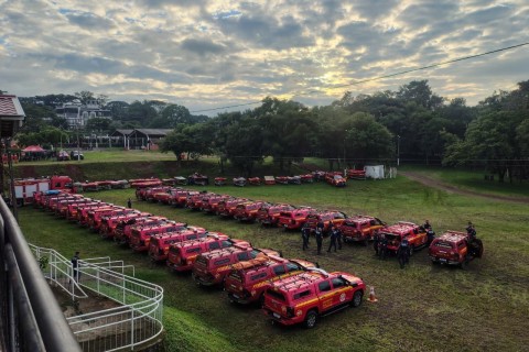 Vale testa resposta a desastres com mais de 250 bombeiros