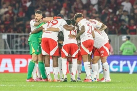 Inter faz jogo do ano contra o Flamengo pela Libertadores