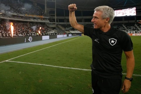 Técnicos portugueses são oferecidos ao Grêmio