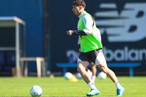 Luís Castro ganha opção no meio-campo do Grêmio para o Gre-Nal 454
