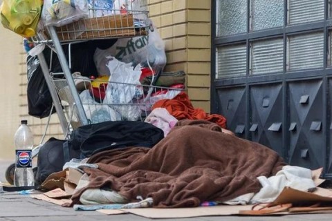 Frio: dois moradores de rua são encontrados mortos em Porto Alegre