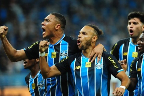 Grêmio vence o Confiança e larga com boa vantagem na Copa do Brasil
