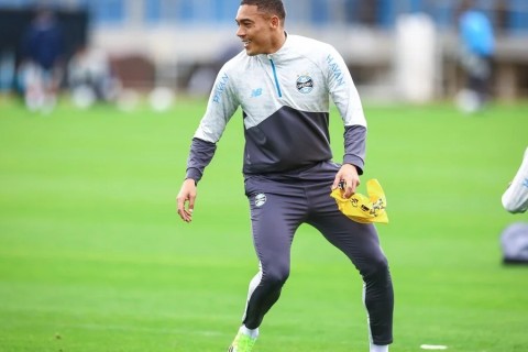 Grêmio: negociações paradas até definir o ano de 2027