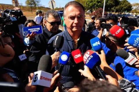 Coação, obstrução e atentado à soberania nacional: entenda as novas acusações contra Bolsonaro