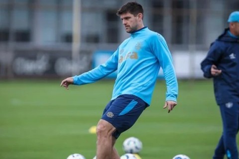Grêmio pode ter o retorno de dois titulares para enfrentar o Bragantino