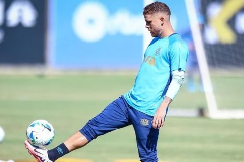 Gustavo Cuéllar é uma incerteza no Grêmio