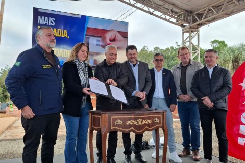 Governo federal oficializa construção de mais 800 moradias em Estrela