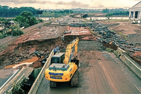 Encontro detalha duas propostas de pontes