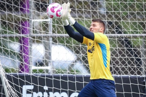 Grêmio oficializa ampliação do contrato com Grando