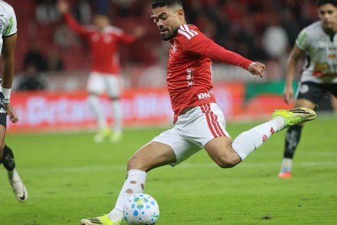 Inter libera Tabata, que negocia transferência para outro clube