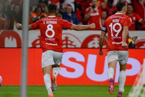 Inter vence o Sport por 2 a 0 e respira aliviado no Brasileirão