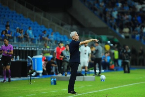 Castro discorda sobre pouca criação de jogadas do Grêmio: “Tivemos dificuldade em finalizar”