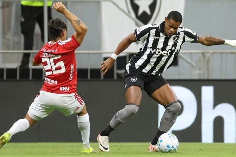 Inter reage duas vezes e busca empate com o Botafogo pelo Brasileirão