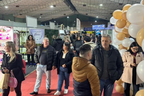 Bom Retiro une cultura e negócios em programação de quatro dias