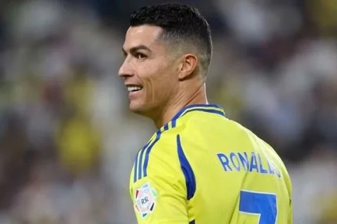 Al-Nassr anuncia a renovação de contrato de Cristiano Ronaldo até 2027