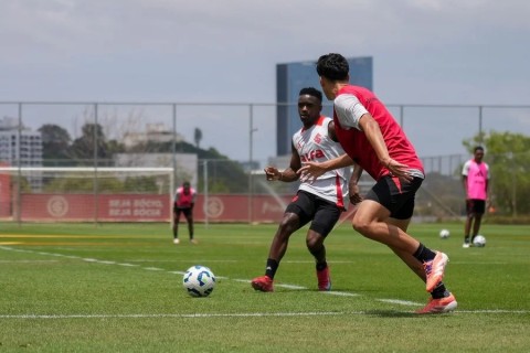 Com indefinições e retornos, Inter ajusta equipe às vésperas de decisão contra o Vasco