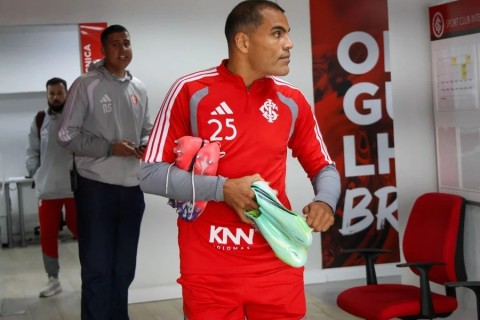 Eduardo Baptista tem só mais dois treinos antes de sua estreia pelo Inter