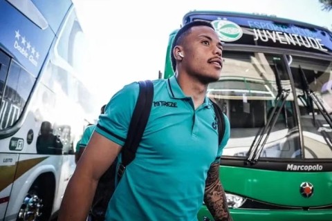 Grêmio não deve conseguir liberação antecipada de Mandaca