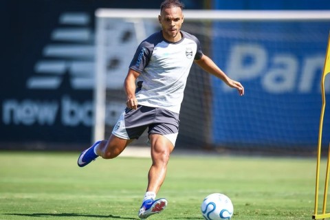 Grêmio recebe o Deportivo Riestra em busca de recuperação na Sul-Americana