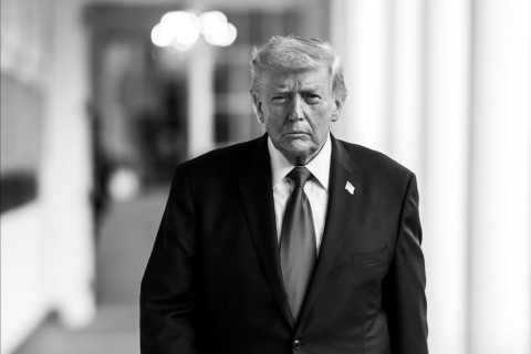 Donald Trump publica: "Uma civilização inteira morrerá esta noite", referindo-se ao Irã e ao prazo para reabrir o Estreito de Ormuz