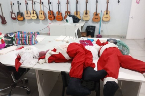 Roca Sales pode retirar decoração natalina se vandalismo continuar, alerta prefeito