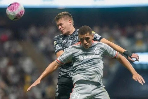 Inter muda postura e libera Gabriel Carvalho antes do previsto